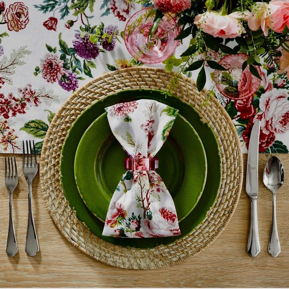 Williams Sonoma Spring Floral Napkins🌺